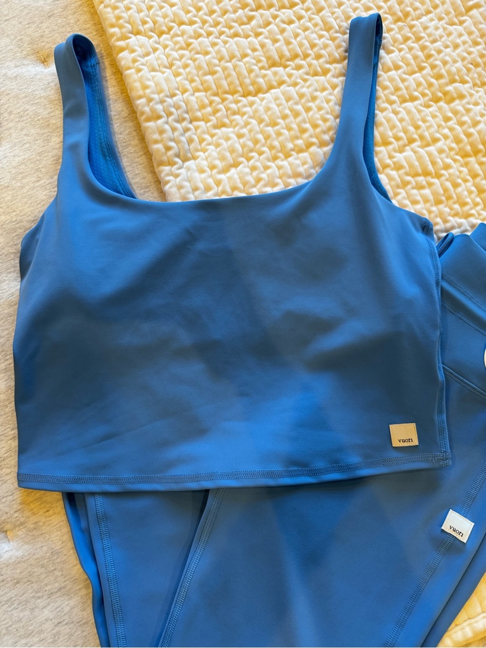 Vuori Baltic Blue daily legging and crop size M - Picture 6 of 6